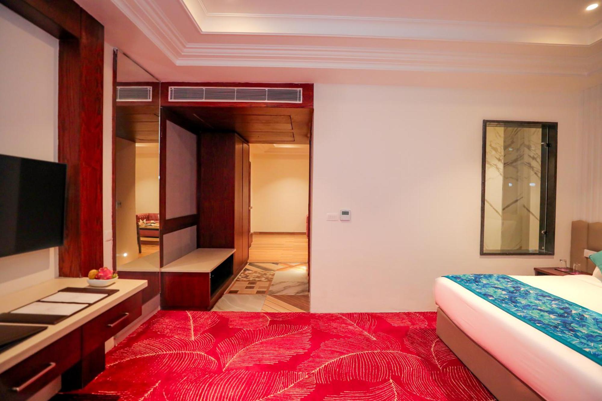 Regenta Place Phagwara By Royal Orchid Hotels Limited Exterior photo